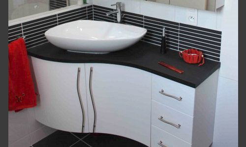 meuble-salle-bain-angle-noir-blanc-fidji - Mon-RDV-Habitat meuble-salle-bain-angle-noir-blanc-fidji - Mon-RDV-Habitat